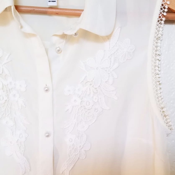 Ivory Button-Down Blouse - Picture 3 of 5